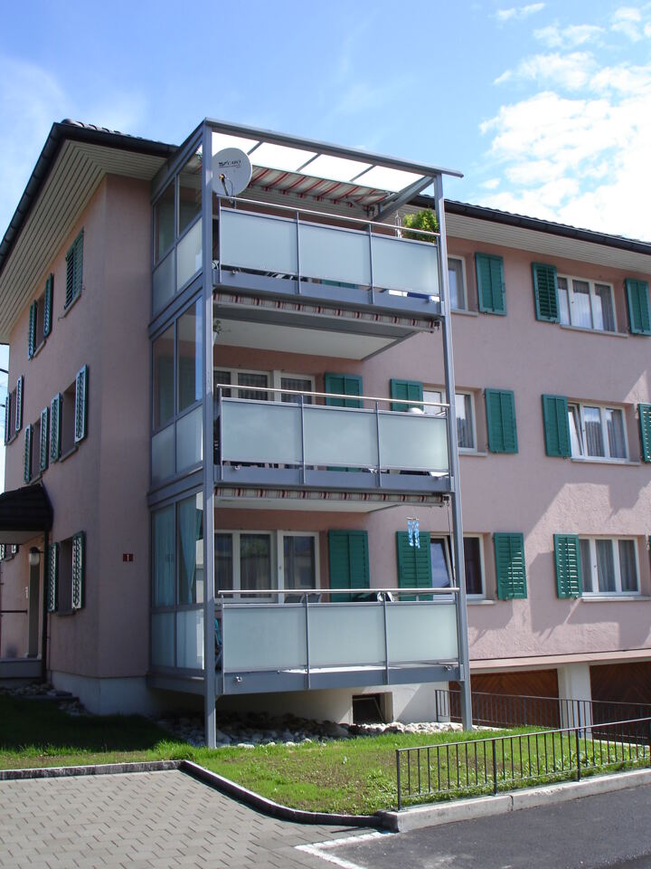 MFH Säntisstrasse 1